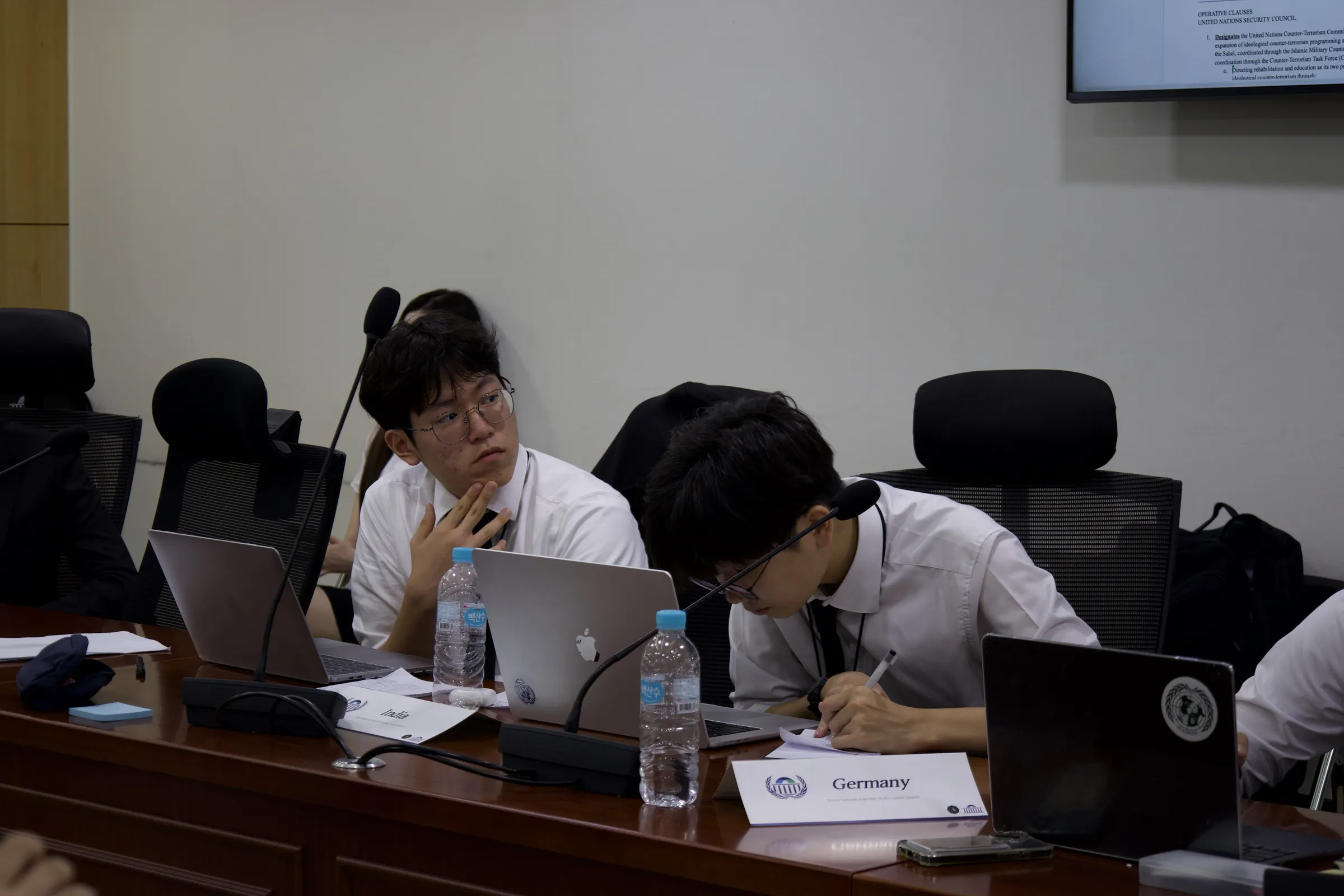 Drafting clauses, KNAMUN 2026.
